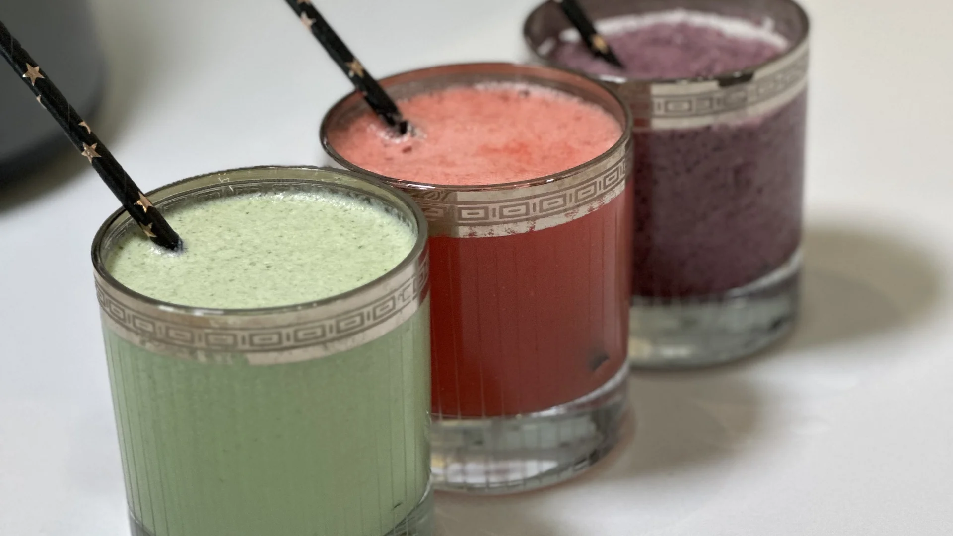 Detoks Suyu Nedir? Detoks Suyunu Kimler Tüketmelidir? Detoks Suyu Nezaman Tüketilmelidir?