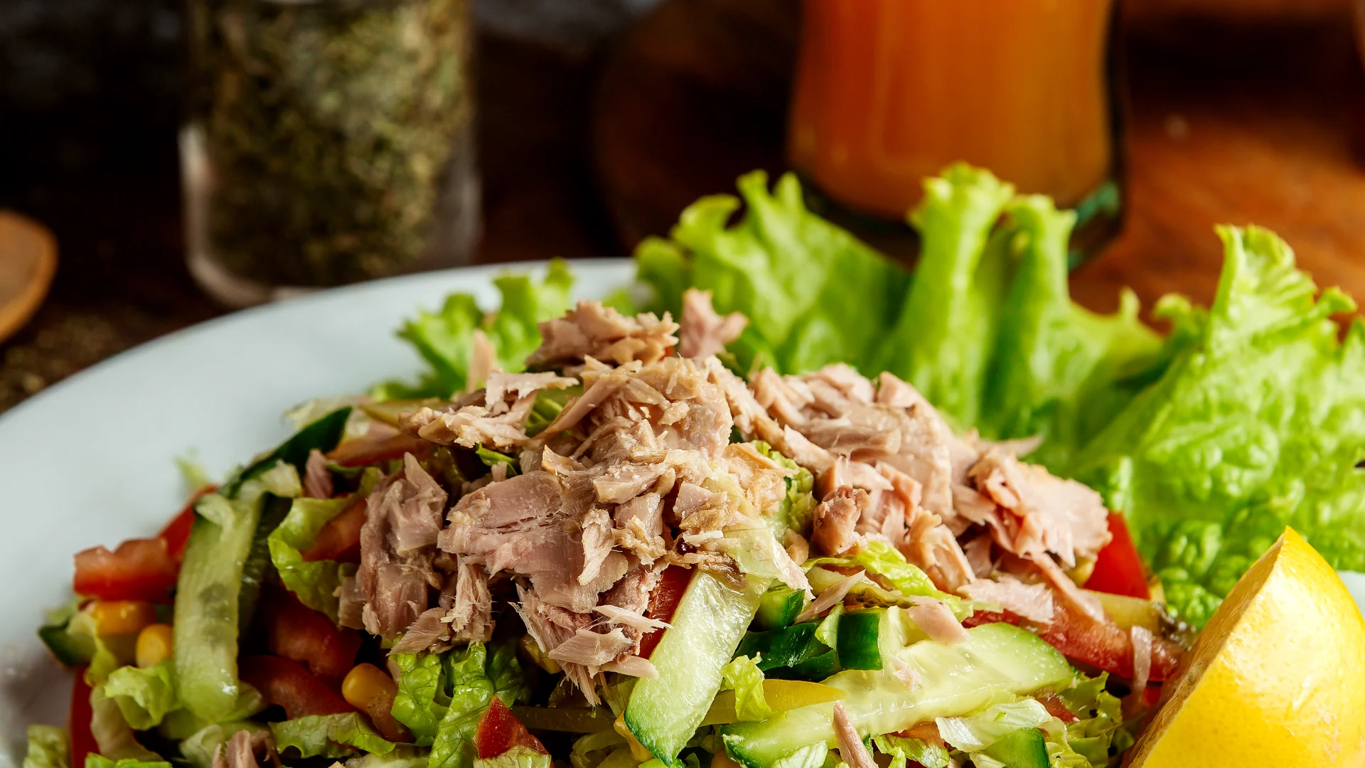 Kötü Kolesterolü Düşürmeye Yarayan Salata Tarifi!