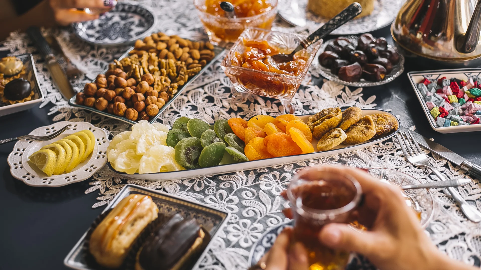 Ramazan Ayında Nasıl Beslenmeliyiz? İftarda nasıl beslenmeliyiz?